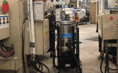 工廠焊接用工業(yè)吸塵器：小工廠緊湊型機(jī)型，僅占地0.3平方